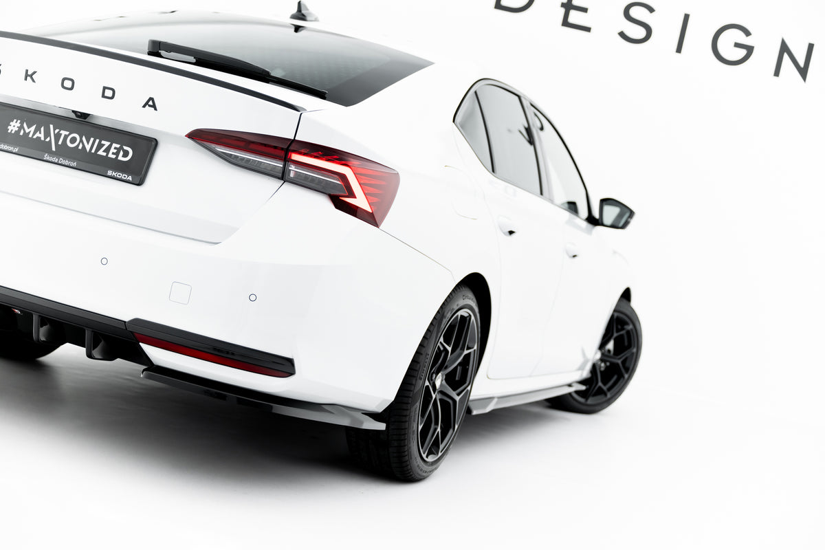 Heckdiffusor Seite Skoda Octavia Sportline Liftback / Combi MK4 Facelift