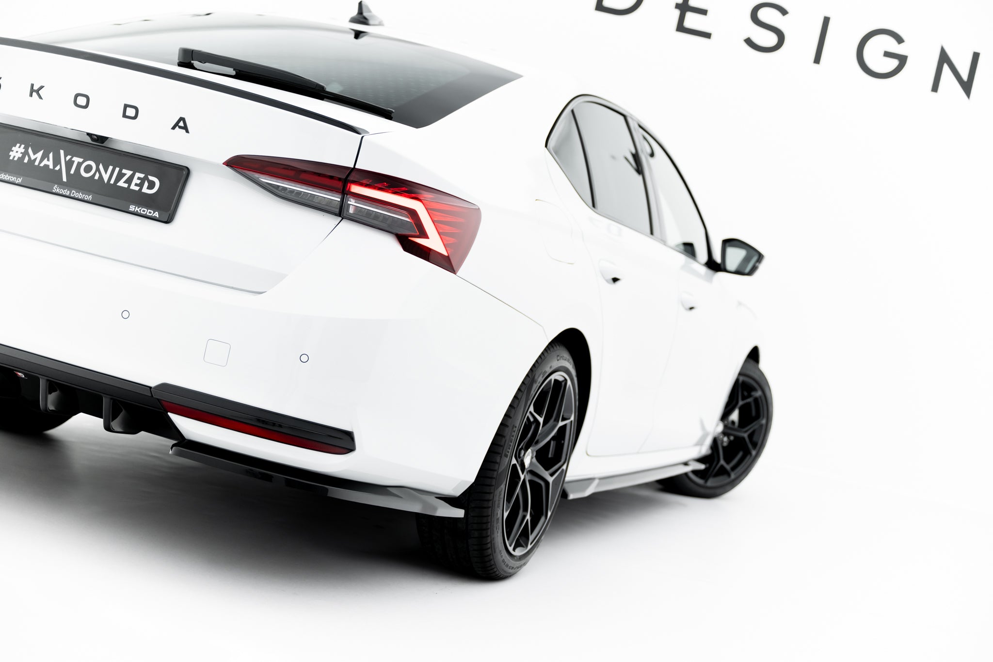 Heckdiffusor Seite Skoda Octavia Sportline Liftback / Combi MK4 Facelift