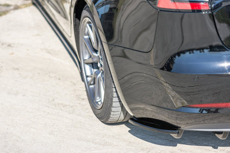 Heckseiten Flaps Tesla Model 3