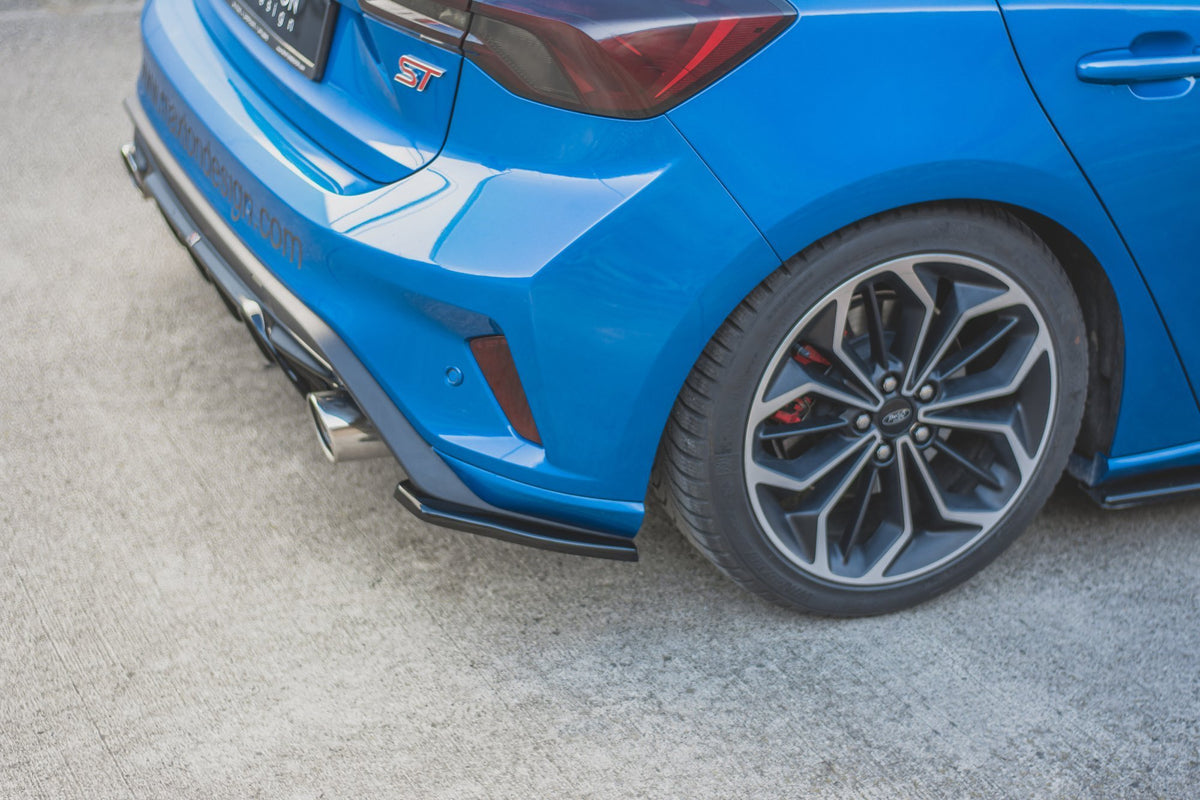 Heckdiffusor Seite V.1 Ford Focus ST MK4