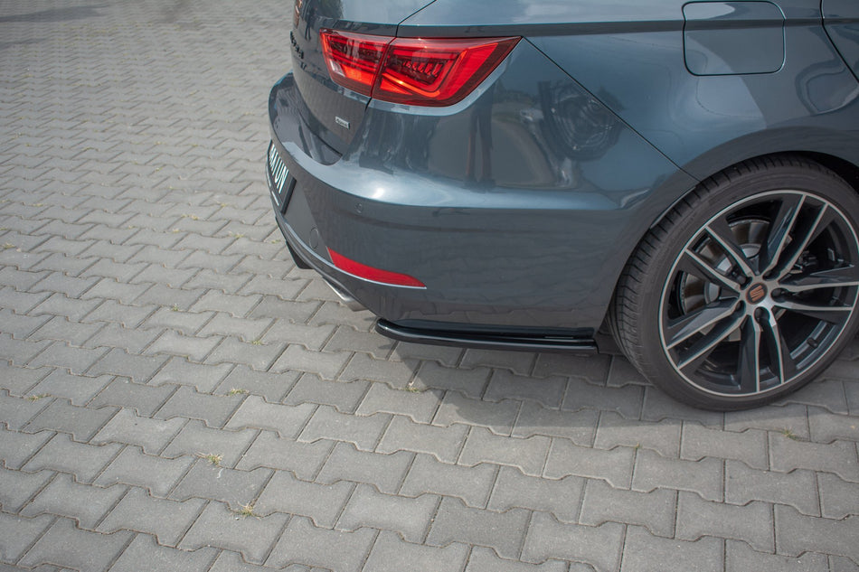 Heckseiten Flaps V.1 Seat Leon Cupra Mk3 FL Sportstourer