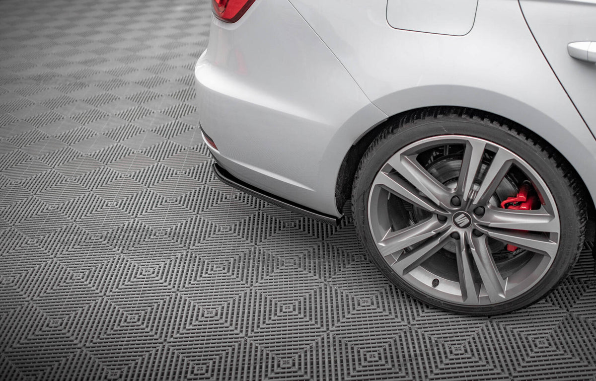 Heckseiten Flaps V.1 Seat Leon Cupra Sportstourer Mk3