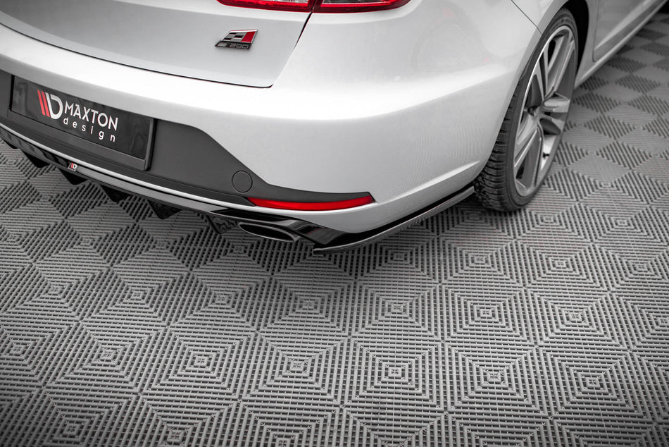 Heckseiten Flaps V.2 Seat Leon Cupra Sportstourer Mk3