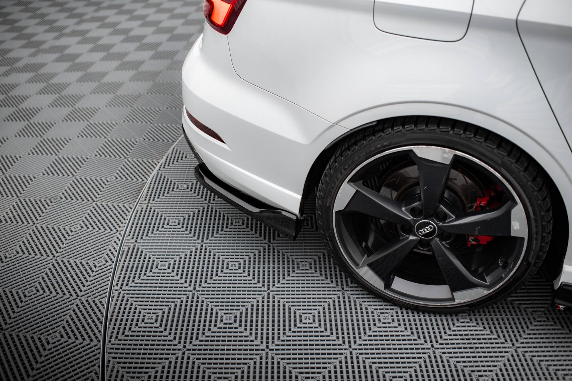 Heckseiten Flaps V.3 Audi RS3 Sedan 8V Facelift