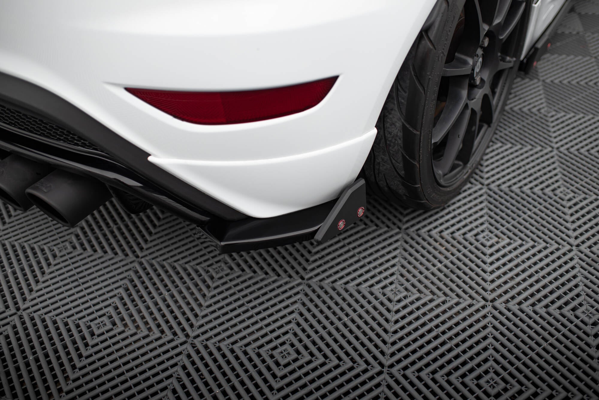 Heckseiten Flaps Ford Fiesta ST Mk7 Facelift