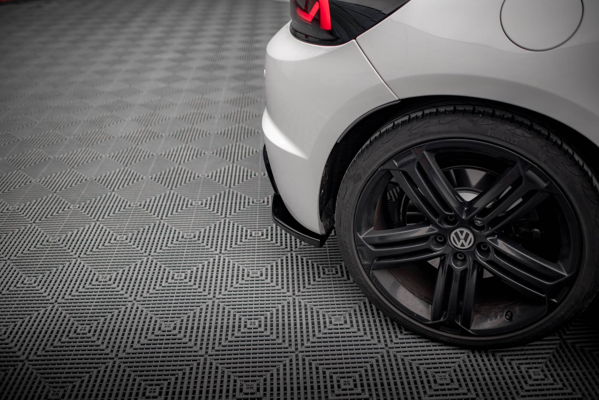 Heckseiten Flaps V.3 Volkswagen Scirocco R Mk3