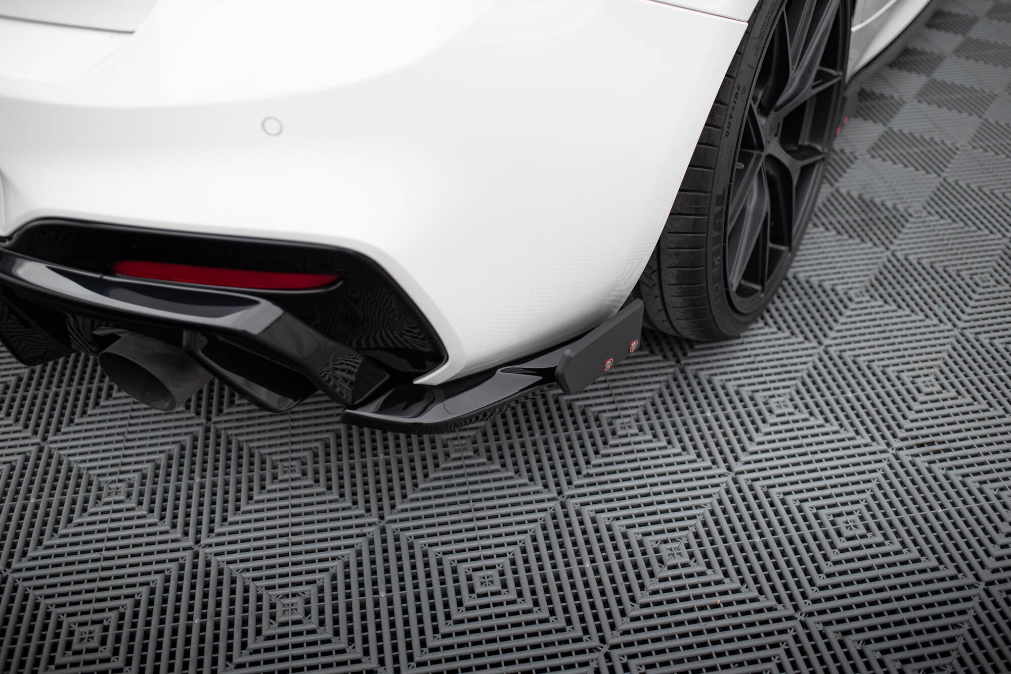 Heckseiten Flaps BMW 1 F20 M-Pack Facelift