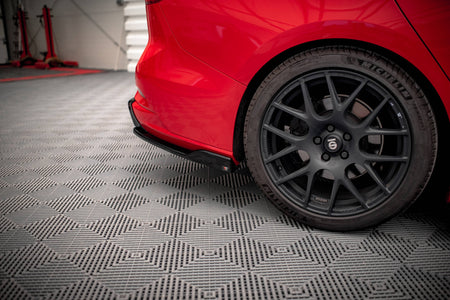 Heckseiten Flaps V.8 Ford Focus Estate ST Mk4