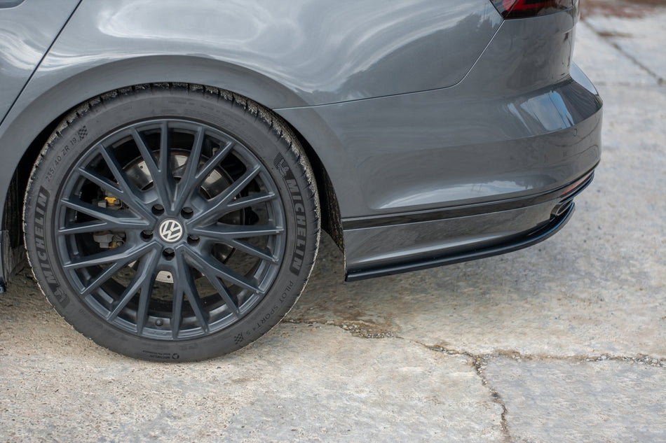 Heckseiten Flaps Volkswagen Passat R-Line B8