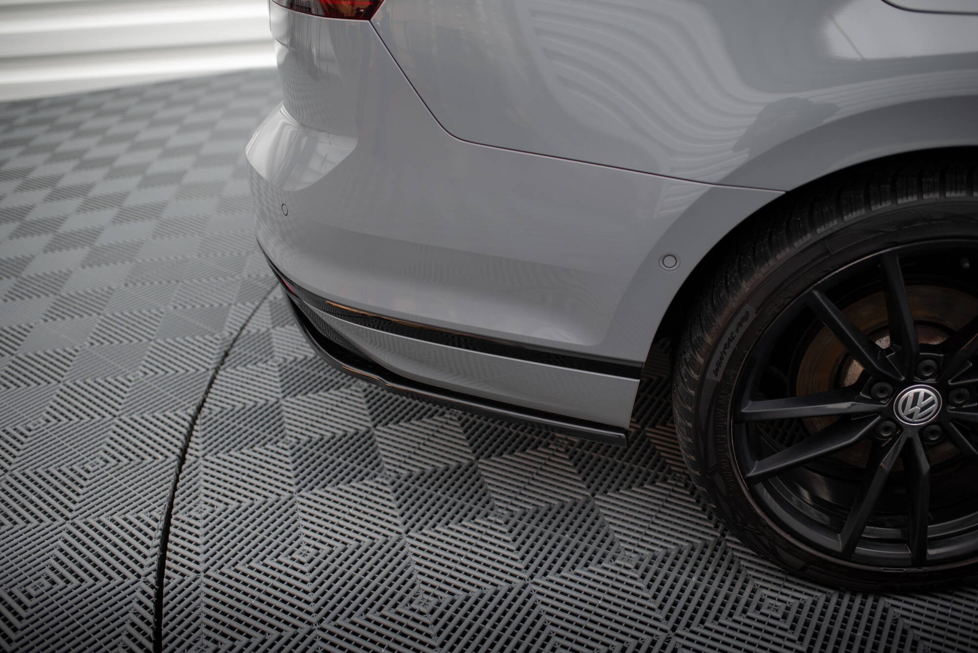 Heckseiten Flaps Volkswagen Passat R-Line B8 Facelift