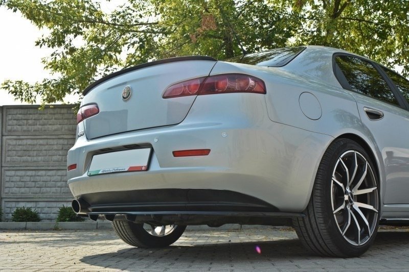 Heckdiffusor Alfa Romeo 159 (mit einem vertikalen Balken)
