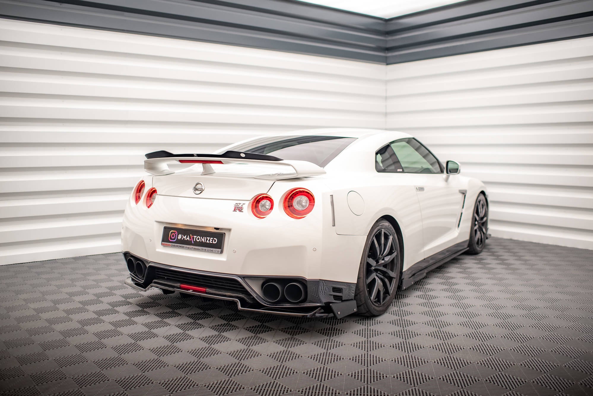 Heckdiffusor + Heckseiten Flaps Nissan GTR R35 Facelift