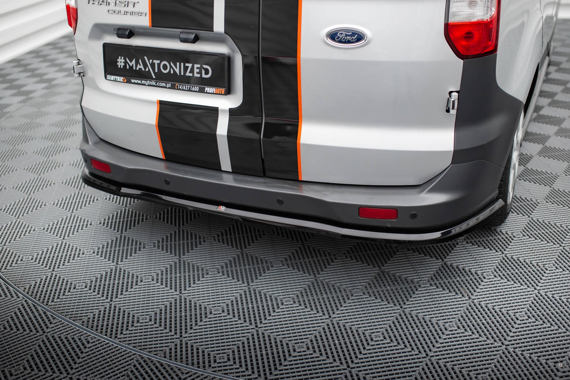 Heckdiffusor Ford Transit Courier Mk1