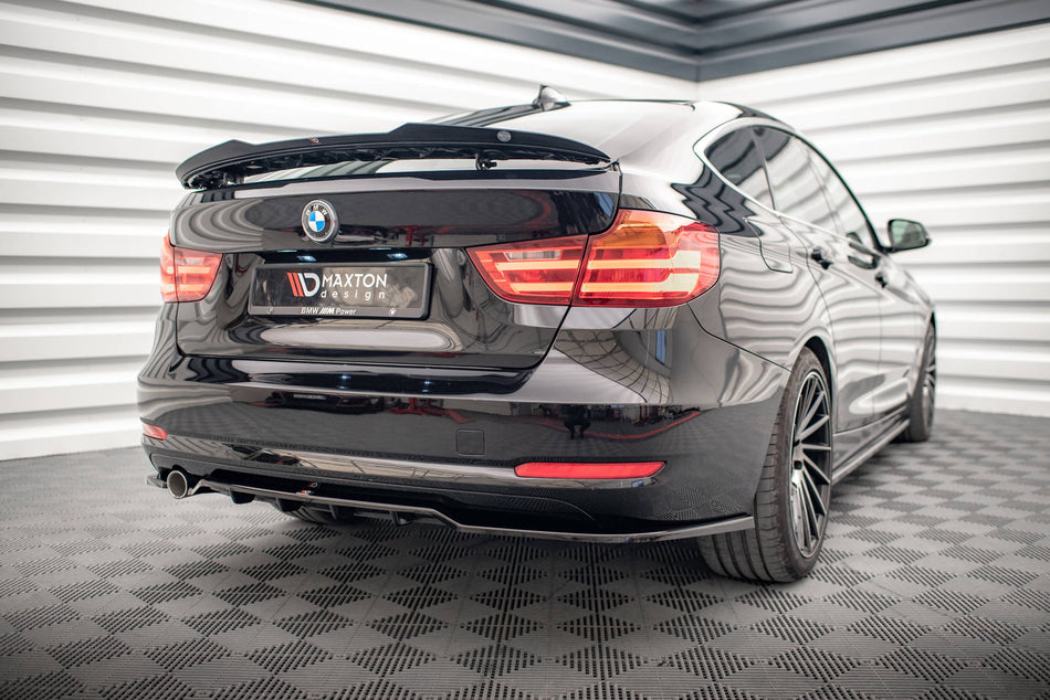 Heckdiffusor BMW 3 GT F34 mit vertikalem Balken