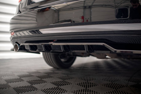 Heckdiffusor BMW 3 GT F34 mit vertikalem Balken