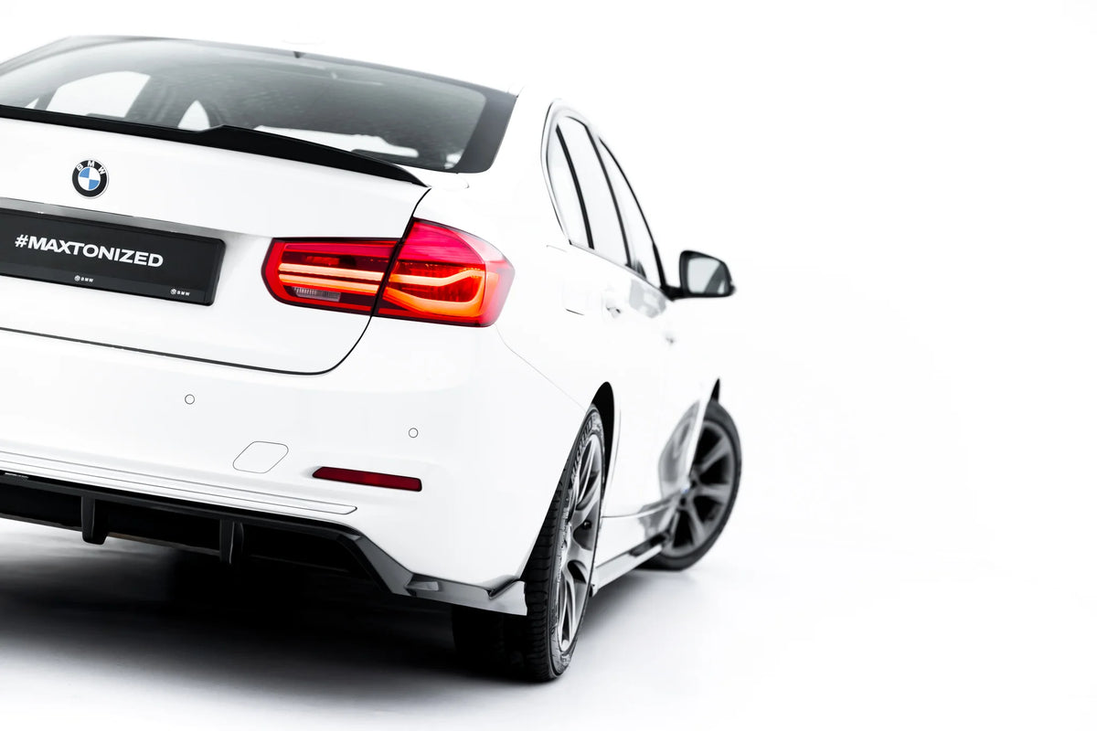 Mittlerer Heckdiffusor (mit einem vertikalem balken) BMW 3 Sportline Sedan / Touring F30 / F31