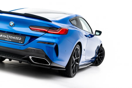 Mittlerer Heckdiffusor (mit einem vertikalem balken) BMW 8 Coupe M-PACK G15