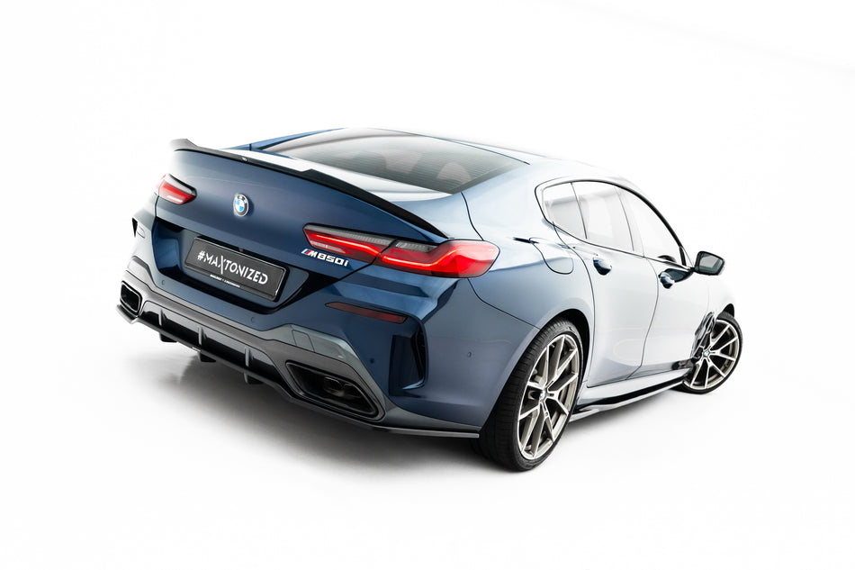Mittlerer Heckdiffusor (mit einem vertikalem balken) BMW 8 Gran Coupe M-PACK G16