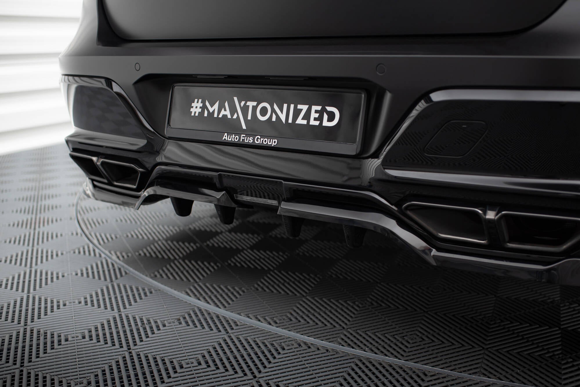 Heckdiffusor BMW M760e G70