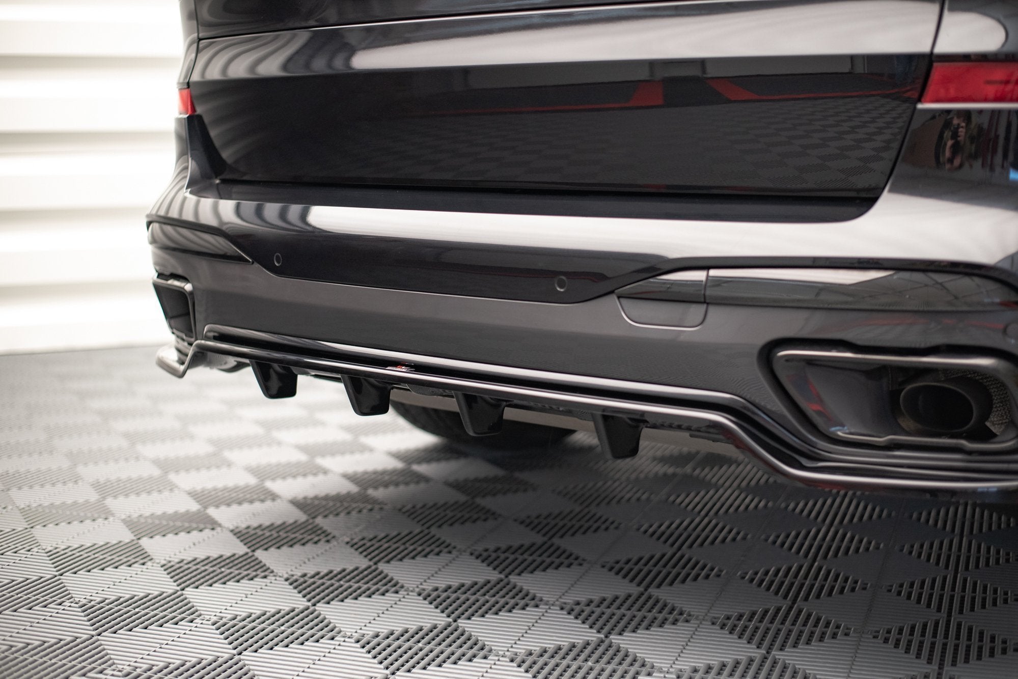 Heckdiffusor BMW X7 M-Pack G07