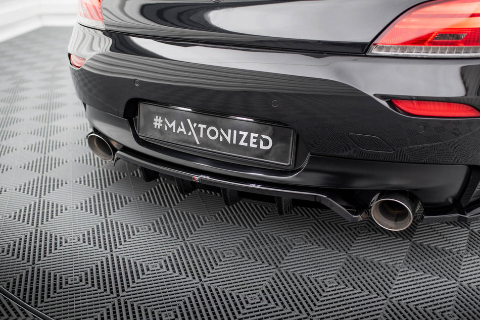 Mittlerer Heckdiffusor (mit einem vertikalem balken) BMW Z4 M-PACK E89 Facelift