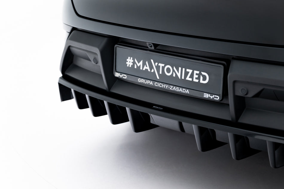 Mittlerer Heckdiffusor (mit einem vertikalem balken) BYD Sealion 7 MK1