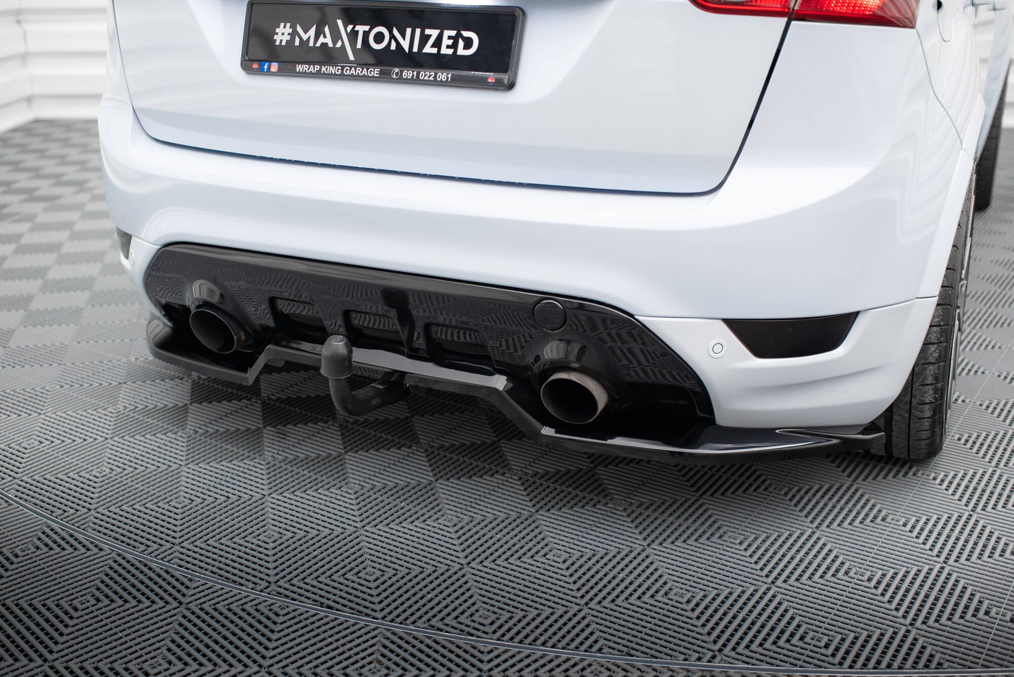 Heckdiffusor Ford Kuga ST Mk1