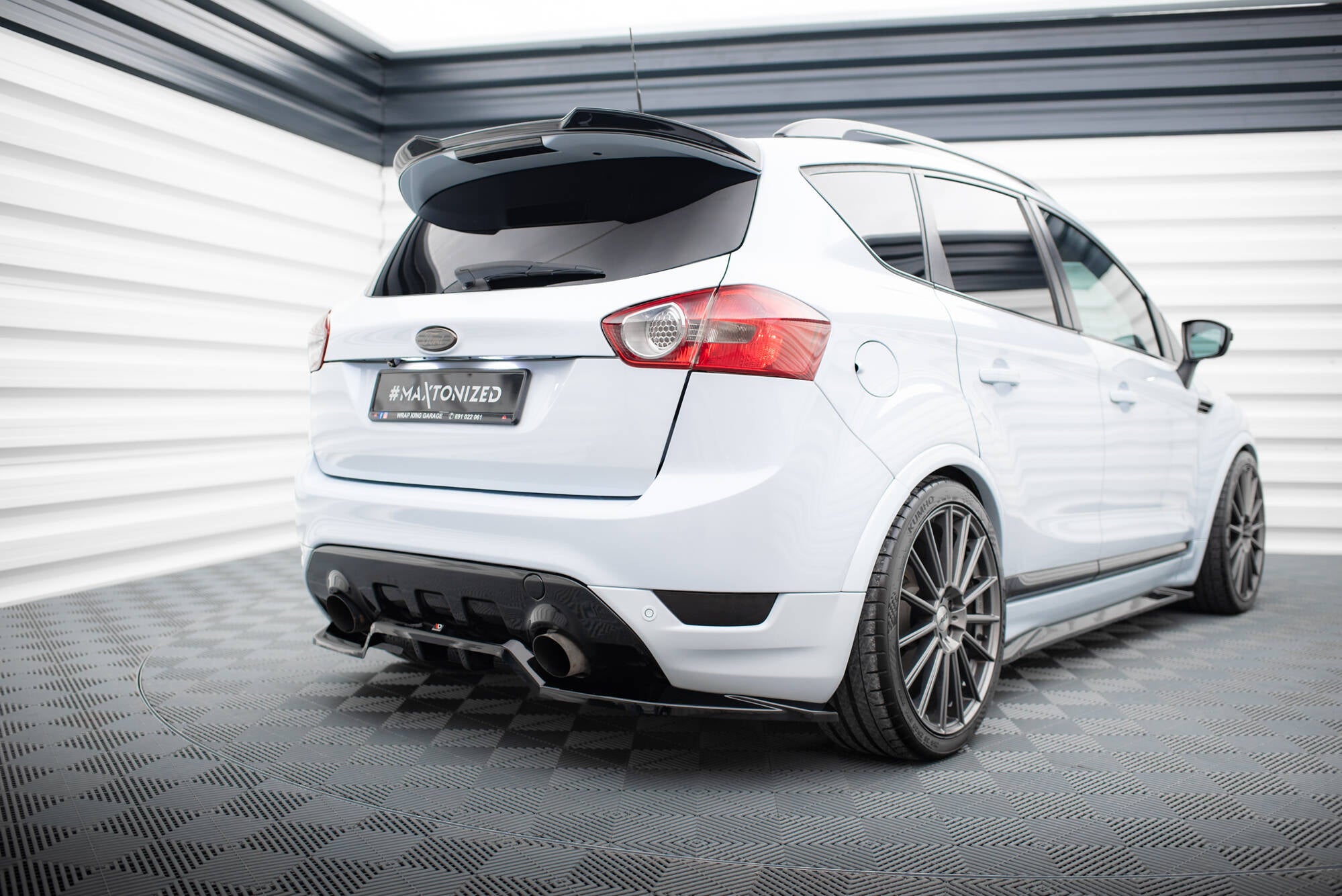 Heckdiffusor Ford Kuga ST Mk1
