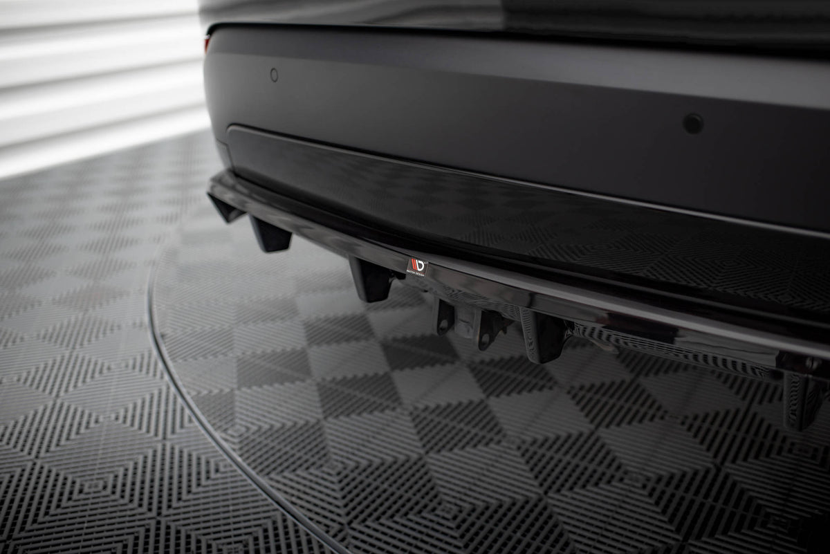 Mittlerer Heckdiffusor (mit einem vertikalem balken) Land Rover Discovery HSE MK5