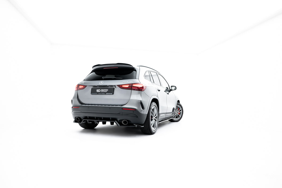Mittlerer Heckdiffusor (mit einem vertikalem balken) Mercedes-AMG GLA 35 H247 Facelift