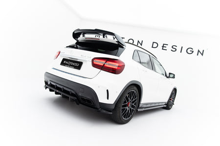 Mittlerer Heckdiffusor (mit einem vertikalem balken) Mercedes-Benz GLA 45 AMG X156 Facelift