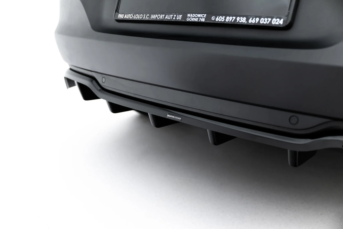 Mittlerer Heckdiffusor (mit einem vertikalem balken) Opel Grandland MK1