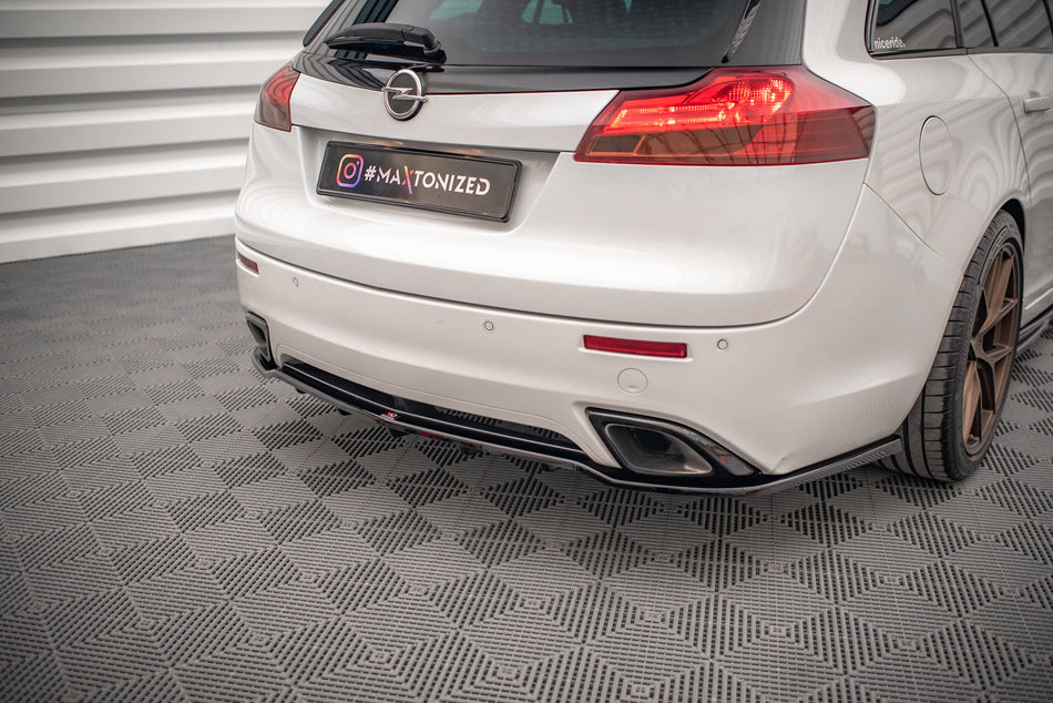 Mittlerer Heckdiffusor (mit einem vertikalem balken) Opel Insignia OPC MK1