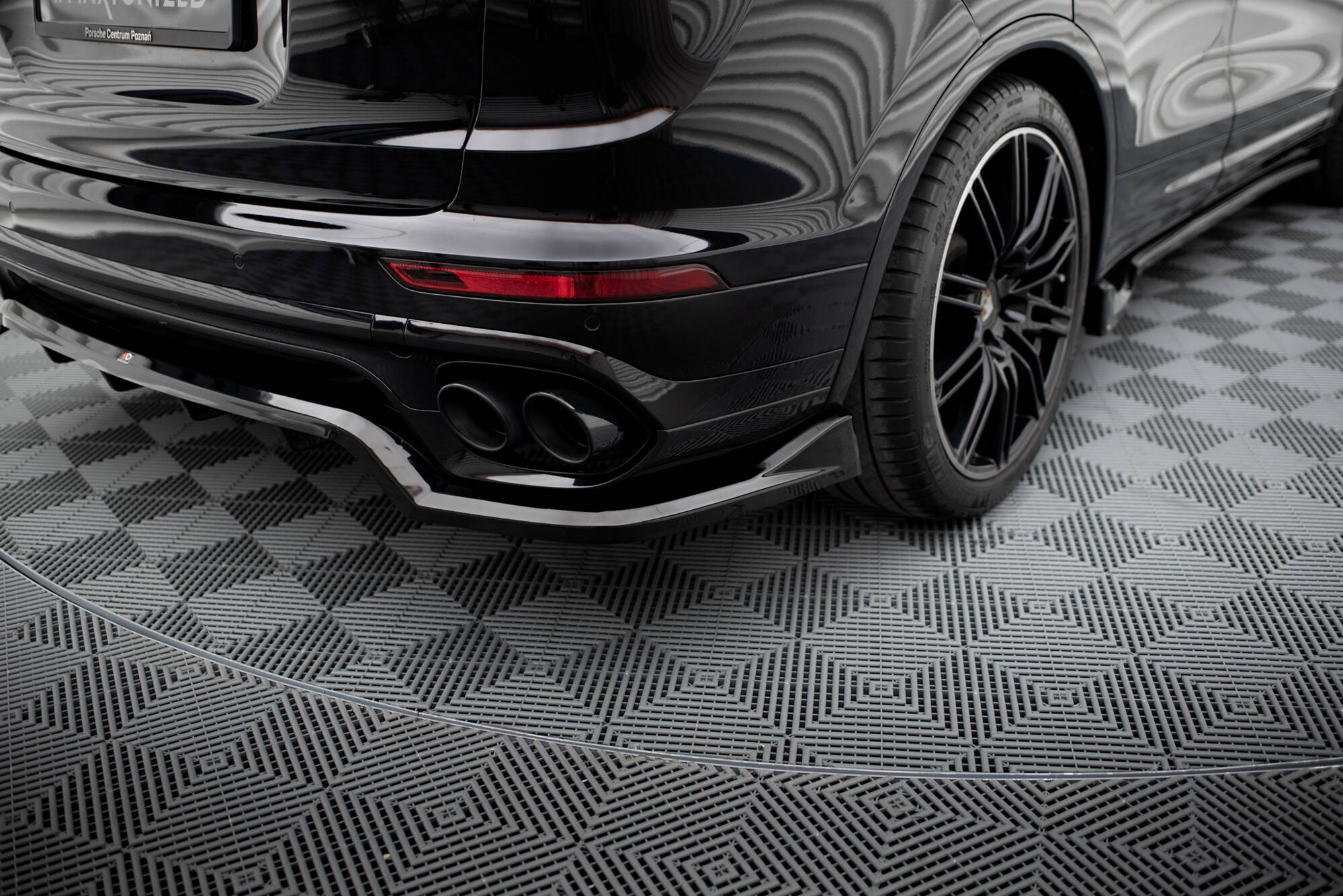 Heckdiffusor Porsche Cayenne Mk2 Facelift