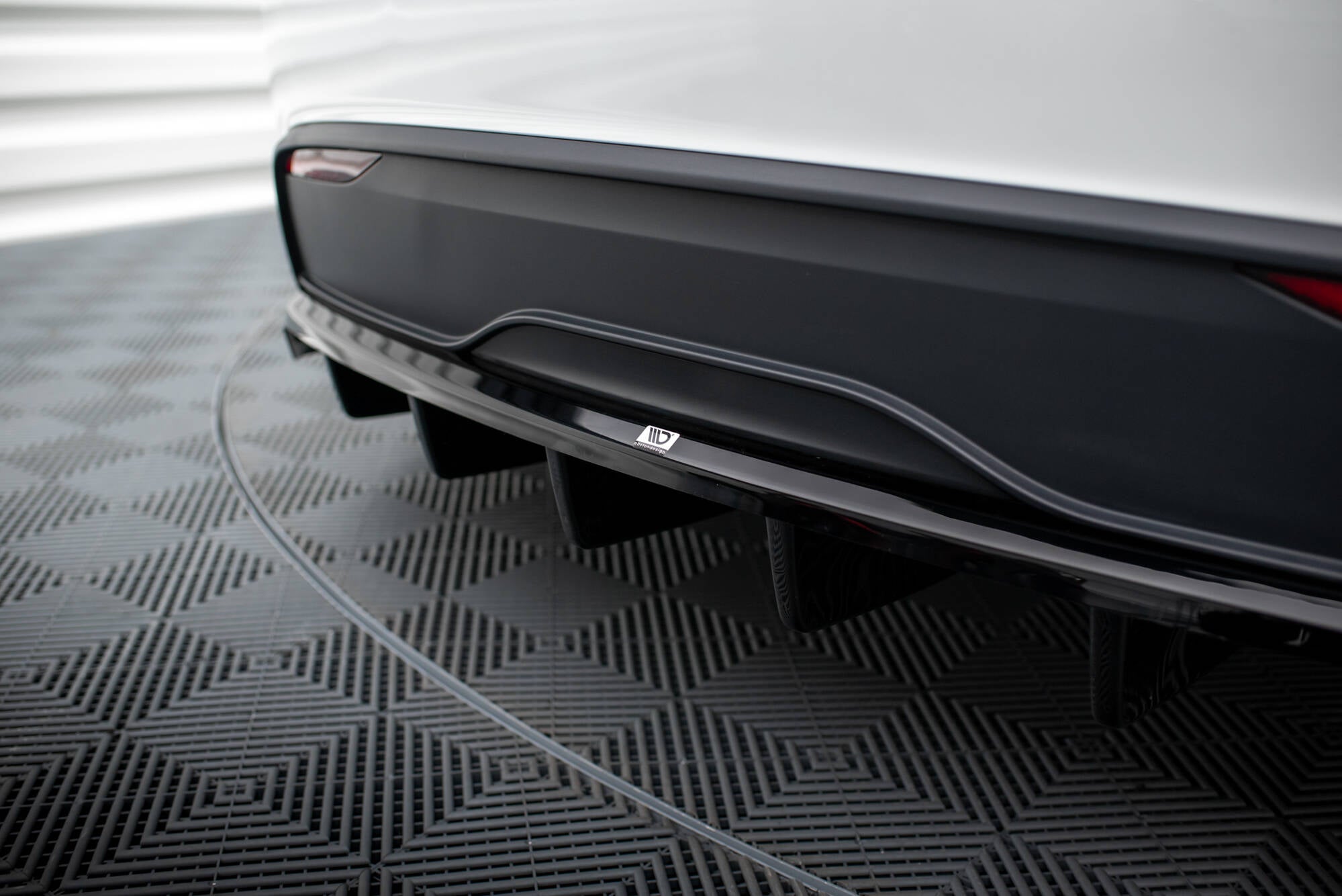 Heckdiffusor Tesla Model X Mk1 Facelift