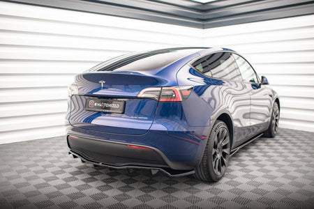Heckdiffusor Tesla Model Y mit vertikalem Balken