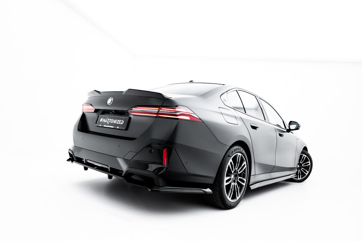 Mittlerer Heckdiffusor (mit einem vertikalem balken) V.1 BMW 5 / I5 M-PACK Sedan / Touring G60 / G61