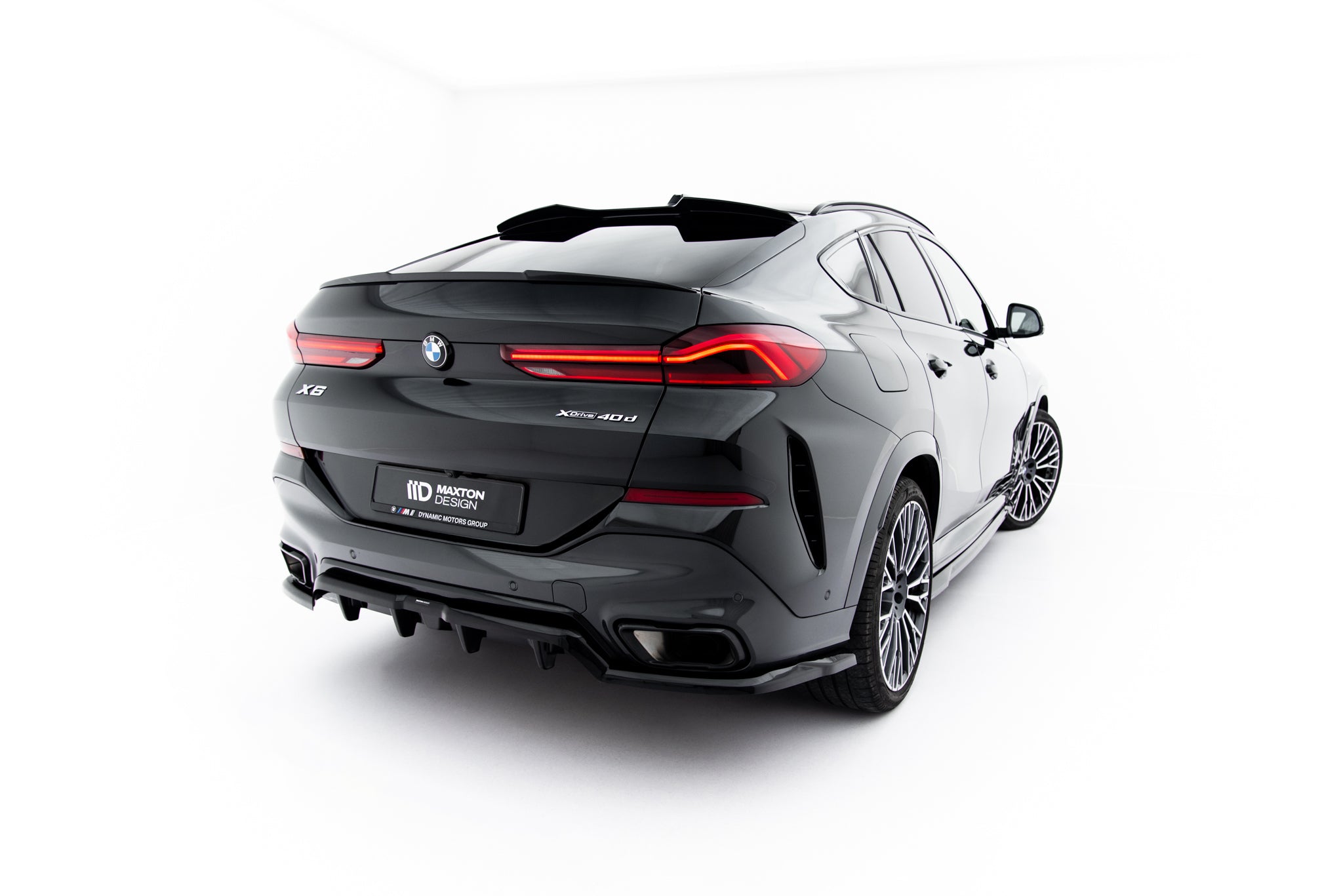 Mittlerer Heckdiffusor (mit einem vertikalem balken) V.1 BMW X6 M-PACK G06 Facelift