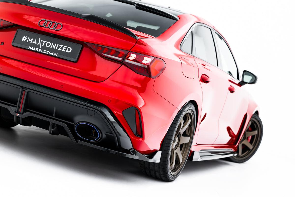Mittlerer Heckdiffusor (mit einem vertikalem balken) V.2 Audi RS3 Sedan 8Y Facelift