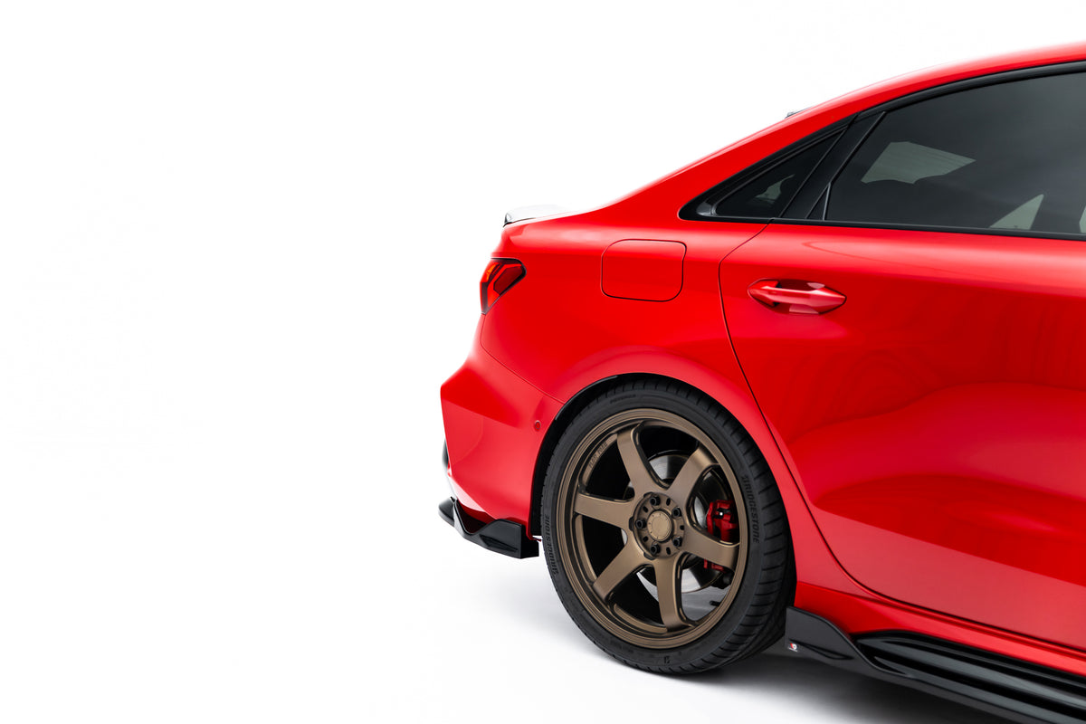 Mittlerer Heckdiffusor (mit einem vertikalem balken) V.2 Audi RS3 Sedan 8Y Facelift