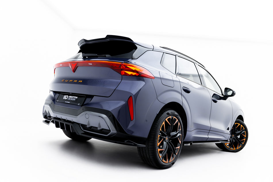 Mittlerer Heckdiffusor (mit einem vertikalem balken) V.2 Cupra Terramar MK1 (Version ohne Anhängerkupplung)