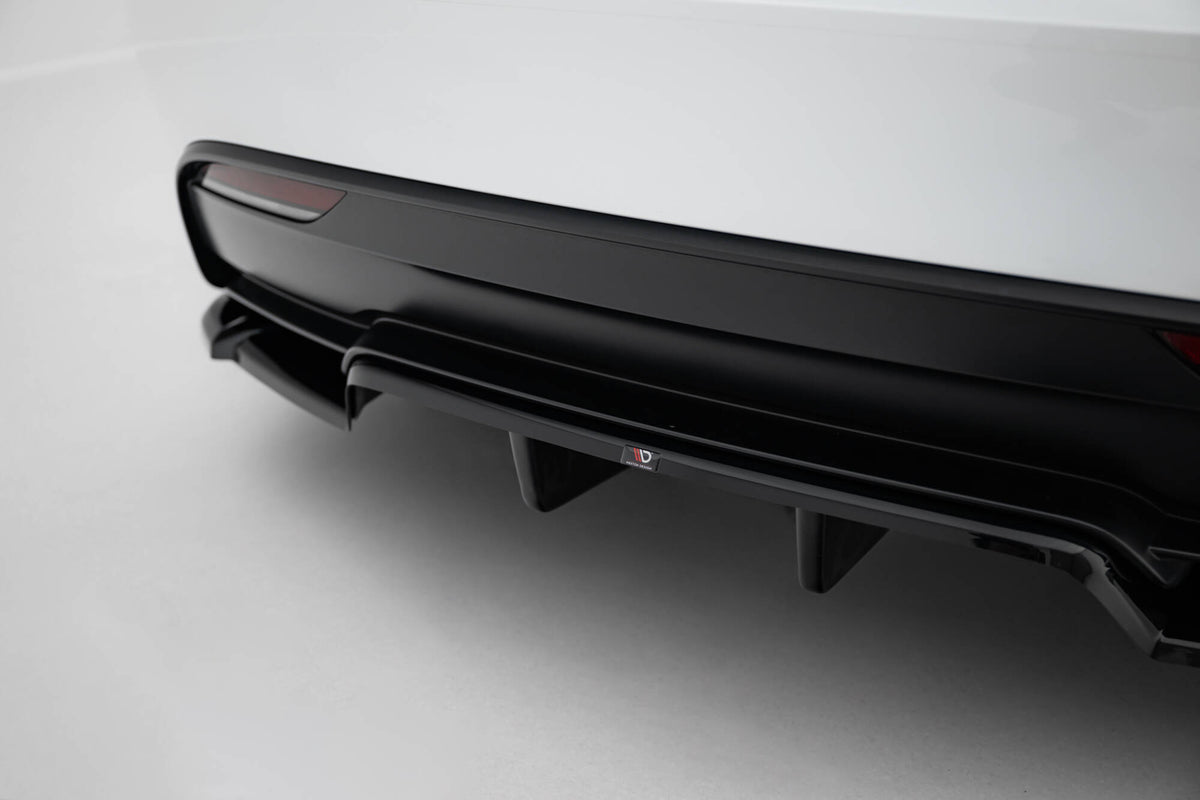 Mittlerer Heckdiffusor (mit einem vertikalem balken) V.2 Tesla Model 3 Performance MK1 Facelift