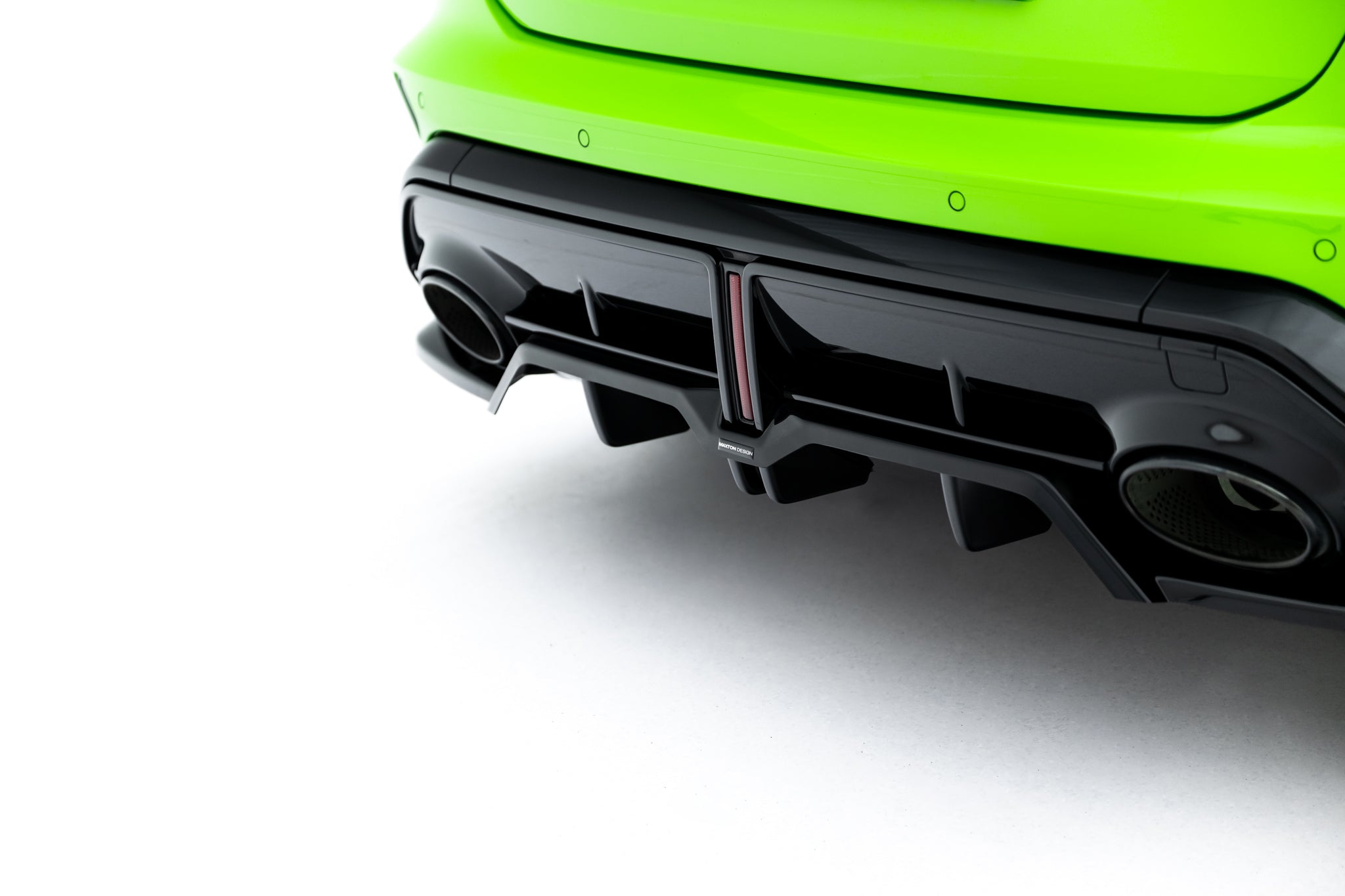 Mittlerer Heckdiffusor (mit einem vertikalem balken) V.3 Audi RS3 Sportback 8Y Facelift