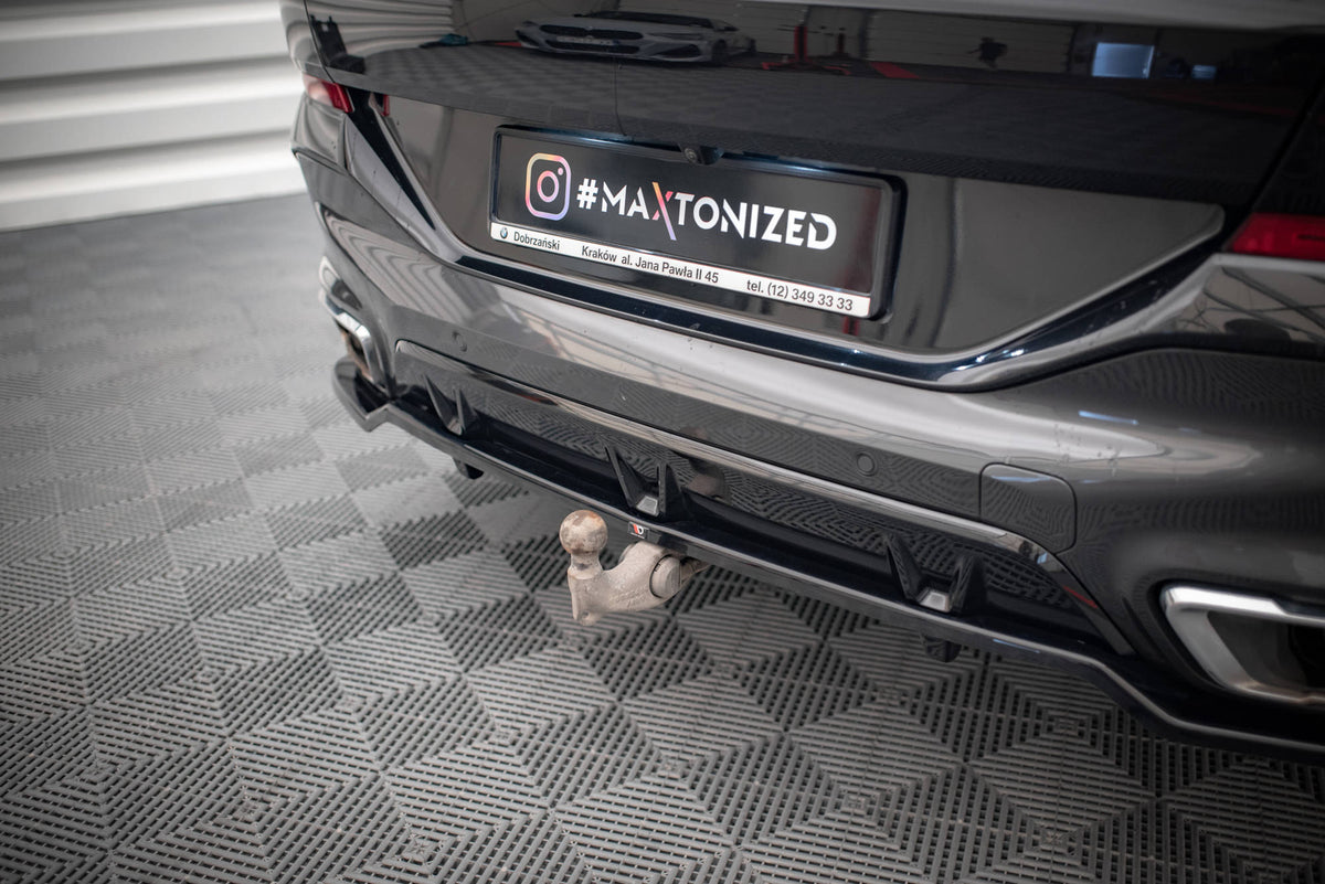 Mittlerer Heckdiffusor (mit einem vertikalem balken) V.3 BMW X6 M-PACK G06