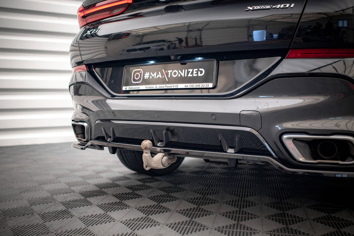 Mittlerer Heckdiffusor (mit einem vertikalem balken) V.3 BMW X6 M-PACK G06