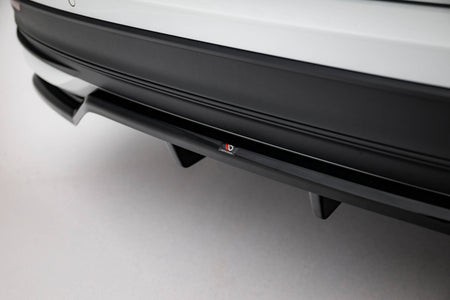 Mittlerer Heckdiffusor (mit einem vertikalem balken) Volkswagen Passat B9