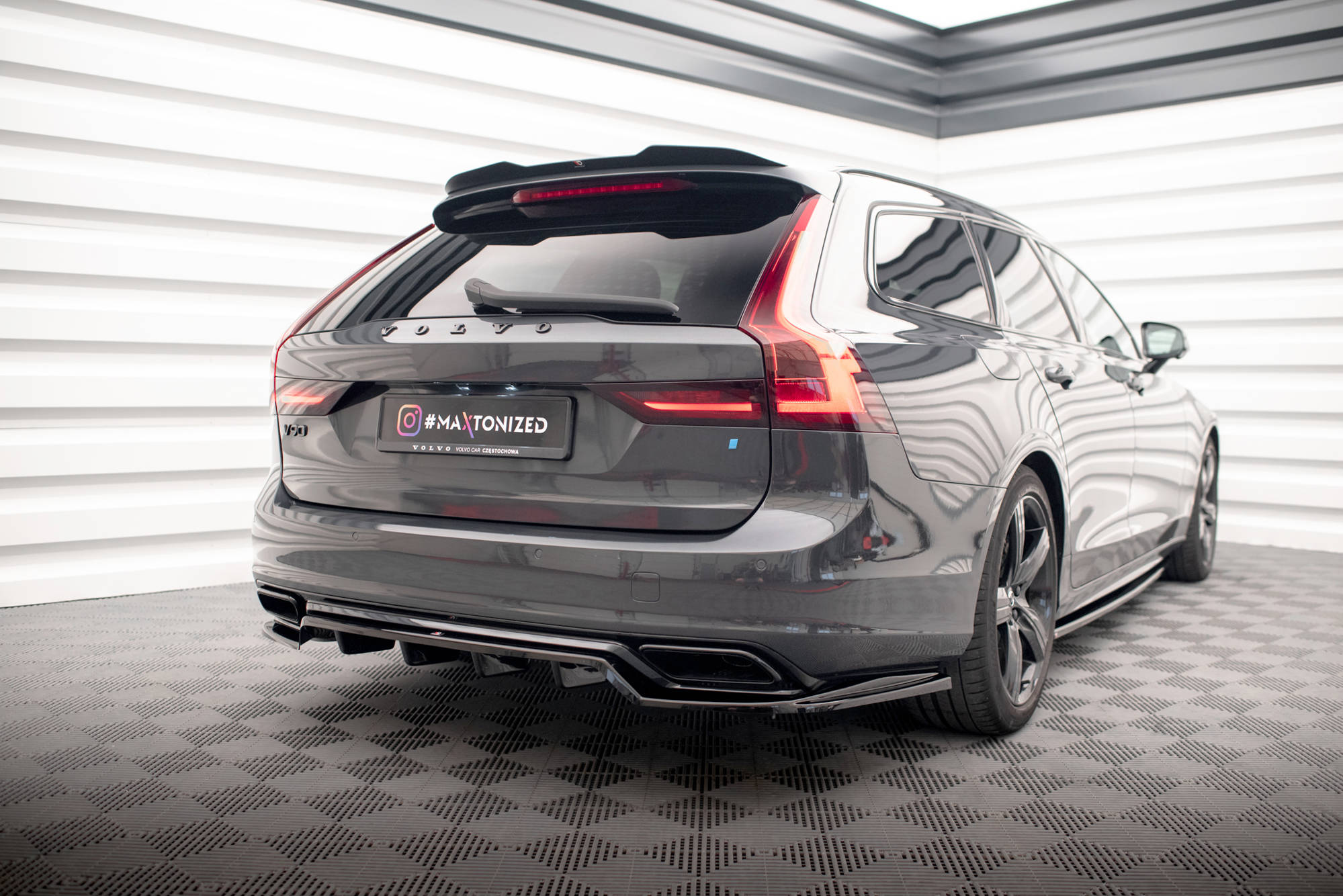 Heckdiffusor Volvo V90 / S90 R-Design Mk2