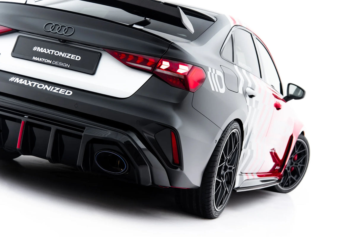 Heckdiffusor Audi RS3 Sedan 8Y Facelift (Version mit Originalreflektor)