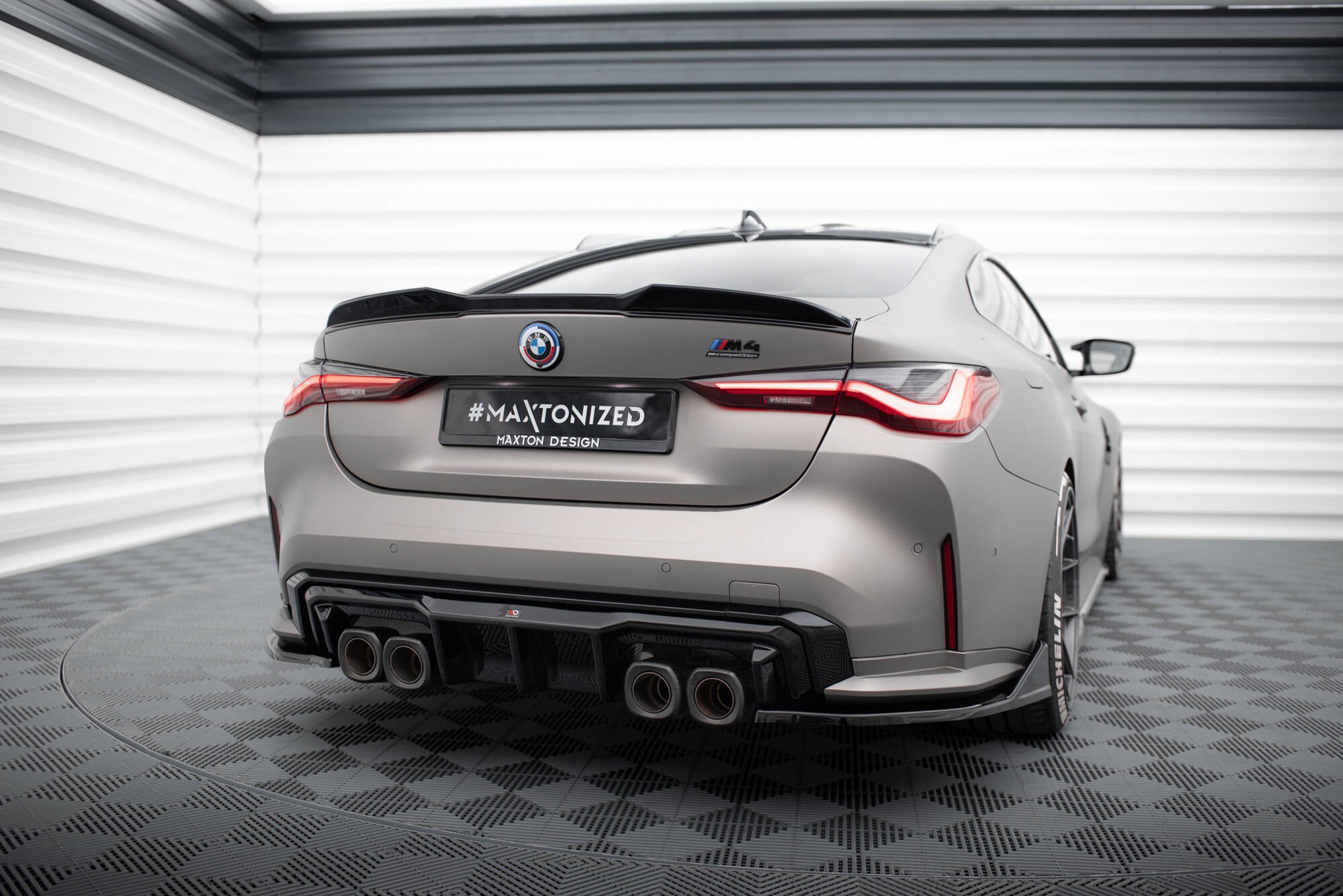Heckdiffusor BMW M4 G82 G83 Facelift