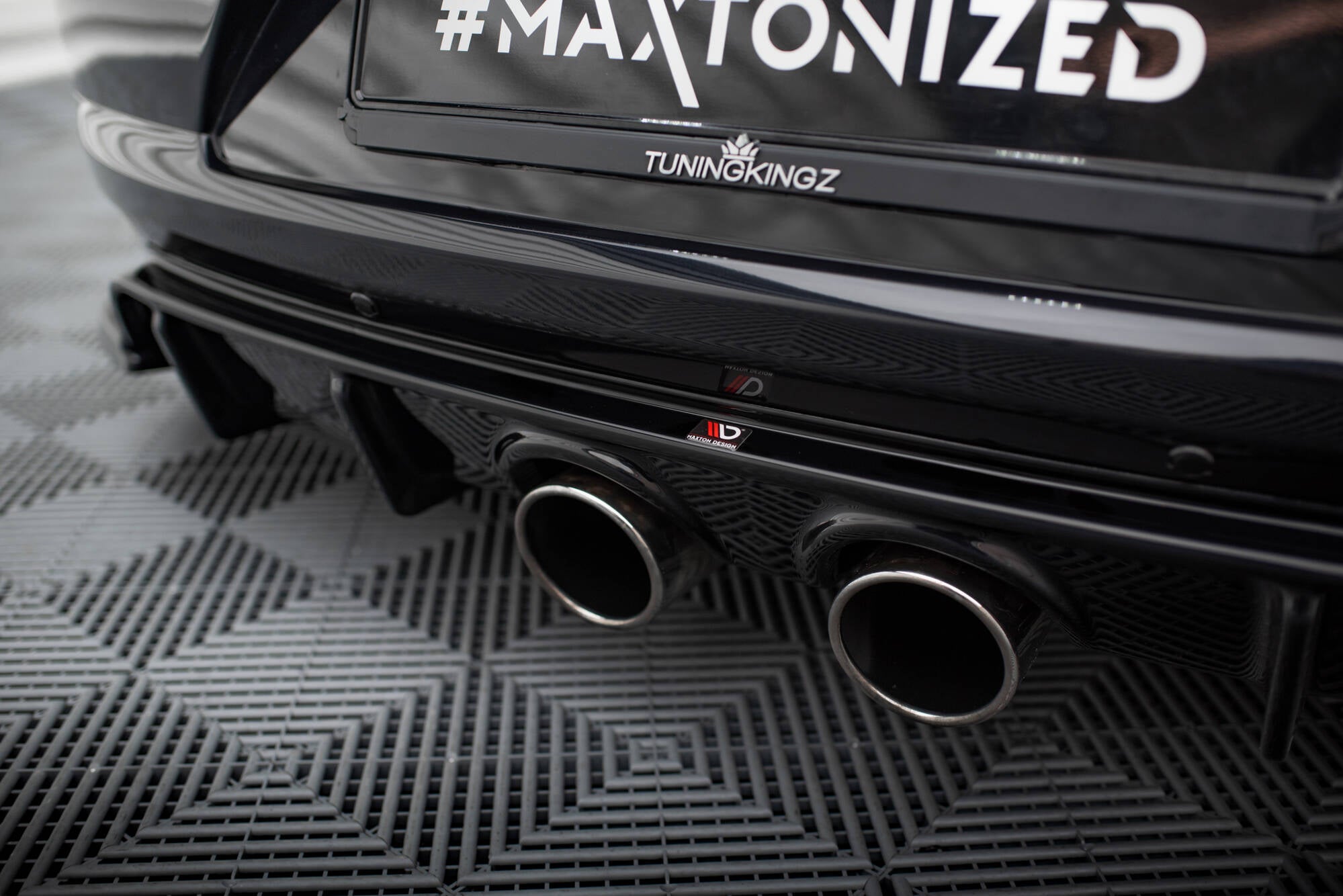 Heckdiffusor V.2 Volkswagen Scirocco Mk3 (R32 Auspuff)
